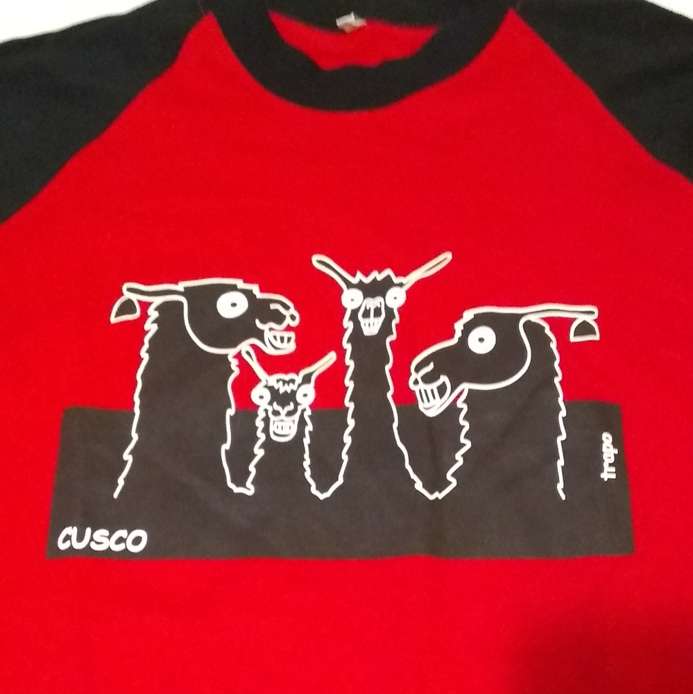Cusco Red & Black Baseball 1/2 Sleeve Top NWOT